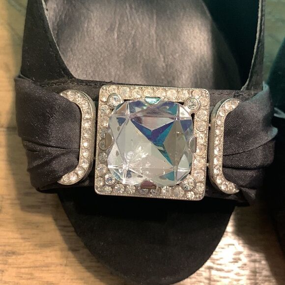 Beverly Feldman black heels  size 6 - Picture 5 of 10